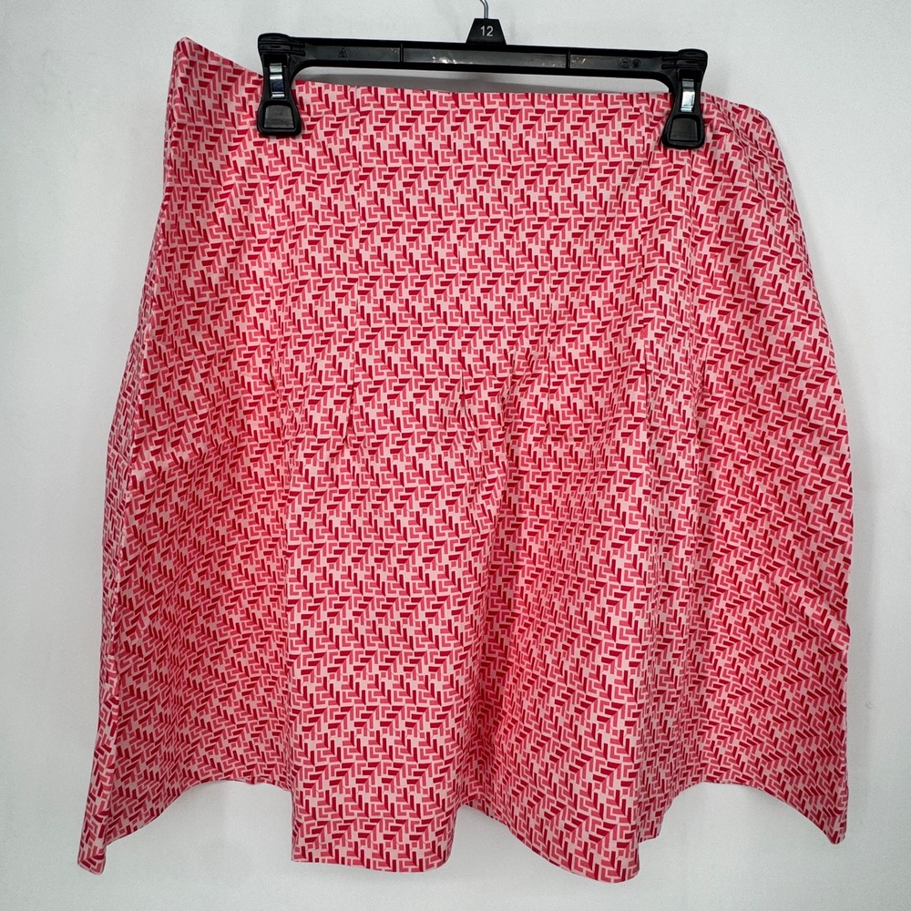 Old Navy Pink Red Geometric‎ Mini Skirt Just Below Waist Size 10 New Vintage
